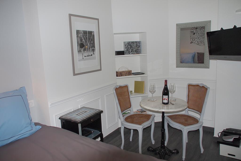 Petit Paris - Oasis In Marais Apartment Ngoại thất bức ảnh